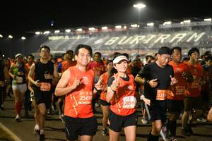 BIB: 2748, 27851, 2283, 2231, 25698, 28563
                            <button type="button" onclick="openModal(10696293)" class="btn btn-primary btn-sm float-right btn-popup" data-toggle="modal" data-target=".modal-high-quality">
                        <i class="fas fa-shopping-cart"></i> Add to Cart
                    </button>
                                            <button type="button" onclick="isThisMe(10696293, true)" class="btn btn-success btn-sm float-right btn-popup btn-isme hidden" data-toggle="tooltip" data-placement="bottom" title="นี่คือรูปของคุณใช่ไหม คลิกที่นี่เพื่อเอาเข้าอัลบั้ม">
                        <i class="fas fa-plus"></i> Add to album
                    </button>
                    <button type="button" onclick="isThisMe(10696293, false)" class="btn btn-warning btn-sm float-right btn-popup btn-isnotme hidden">
                        <i class="fas fa-ban"></i> Remove from album
                    </button>